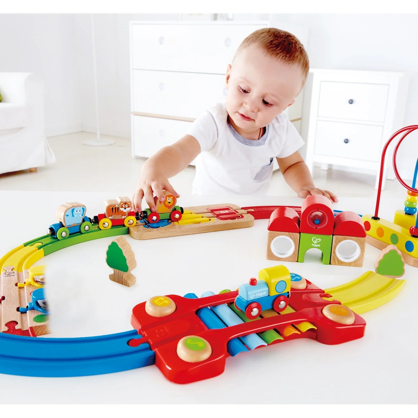 Rainbow Puzzle Railway - Hape MENA