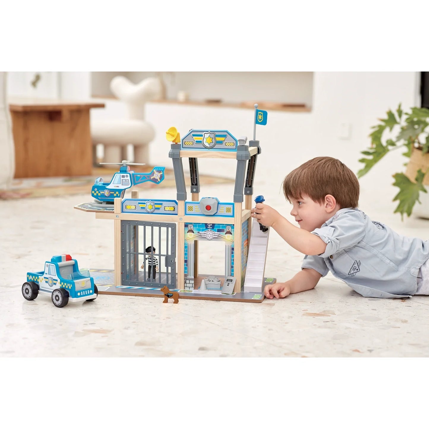 Metro Police Dept Playset - Hape MENA