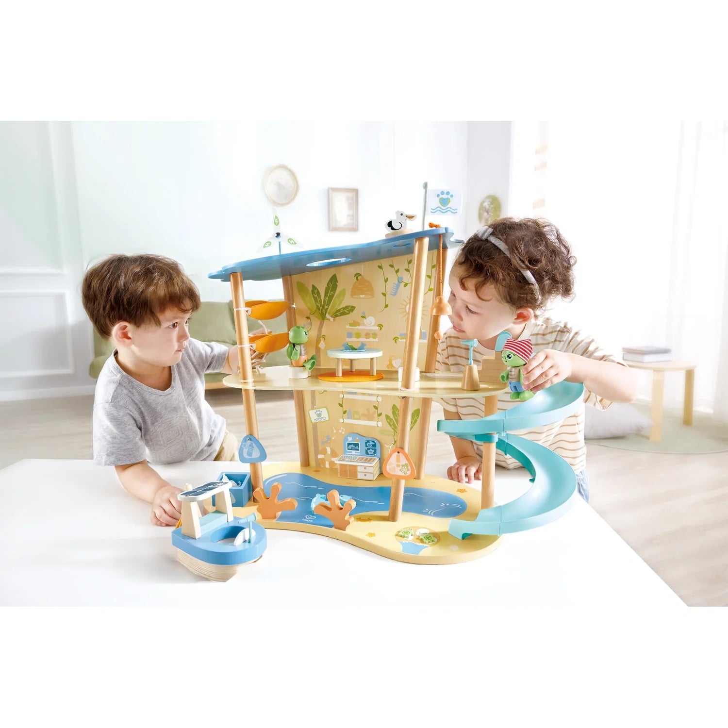 Ocean Rescue Playset - Hape MENA