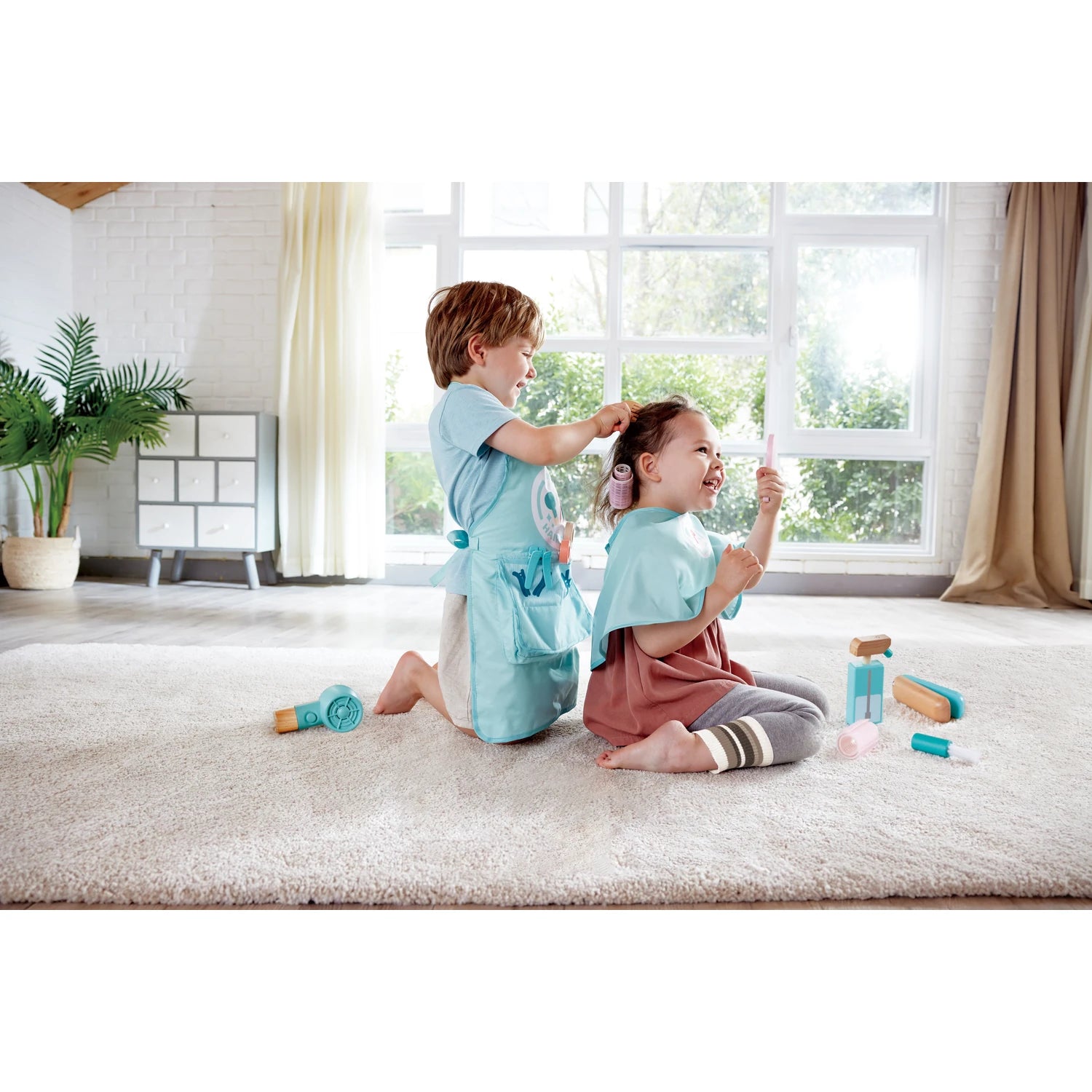 Super Stylish Hair Salon Set - Hape MENA